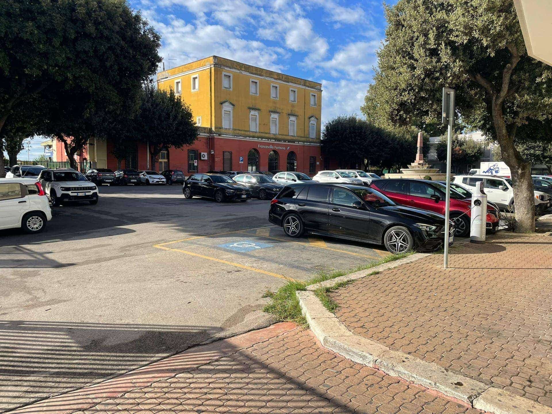 Maisons / Villas à vendre à Francavilla Fontana, photo 9 sur 12