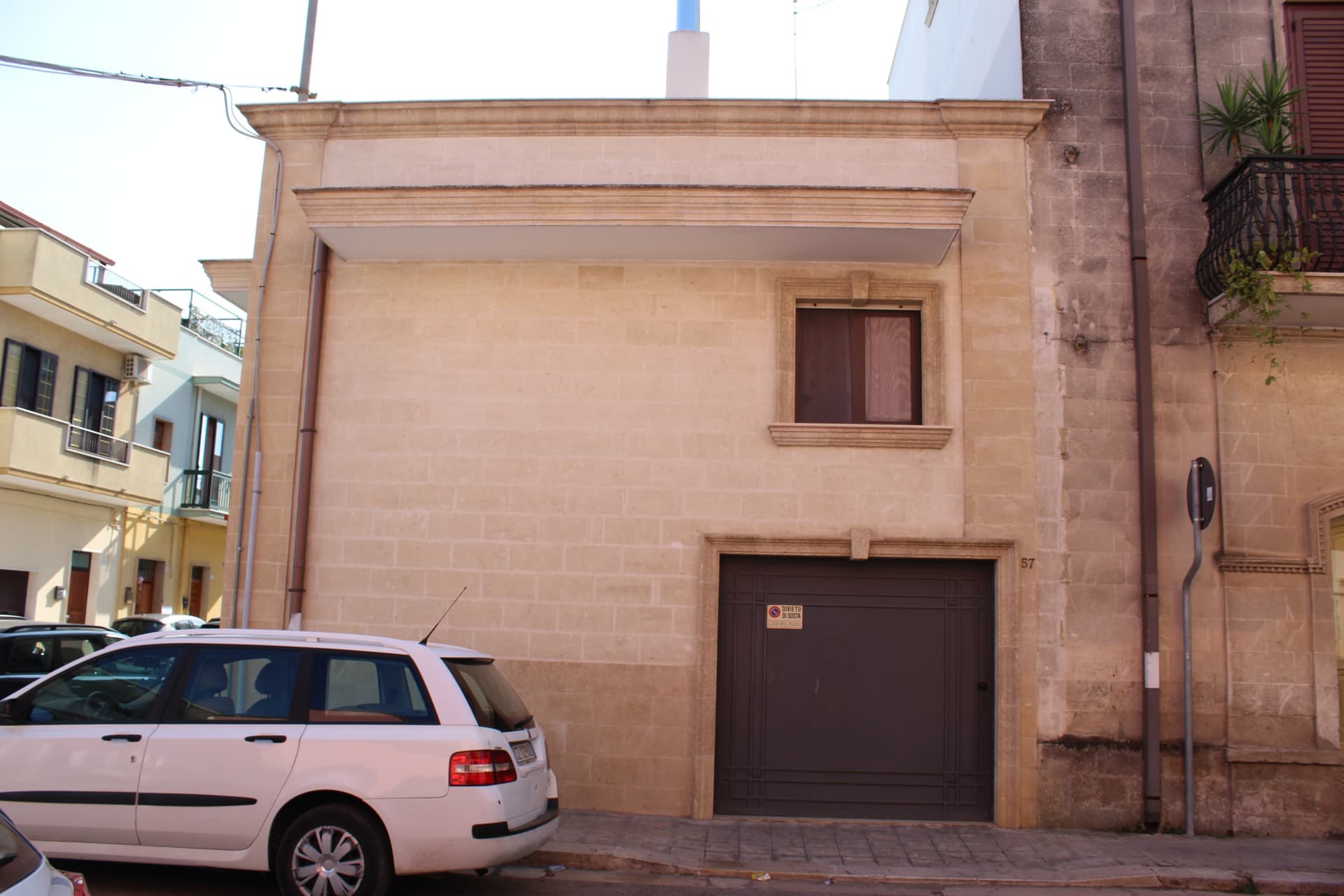 Maisons / Villas à vendre à Francavilla Fontana, photo 2 sur 16