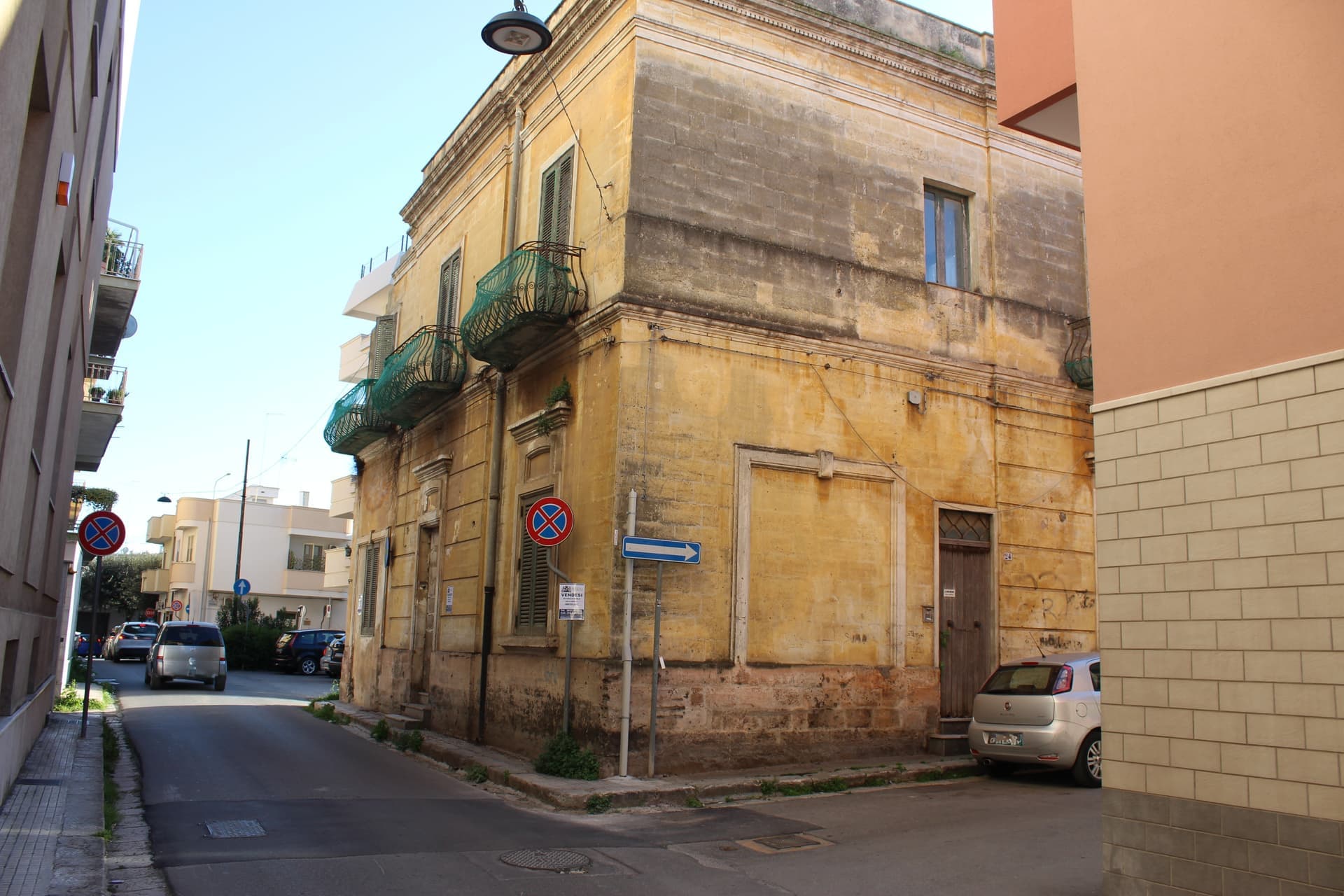Maisons / Villas à vendre à Francavilla Fontana, photo 2 sur 11