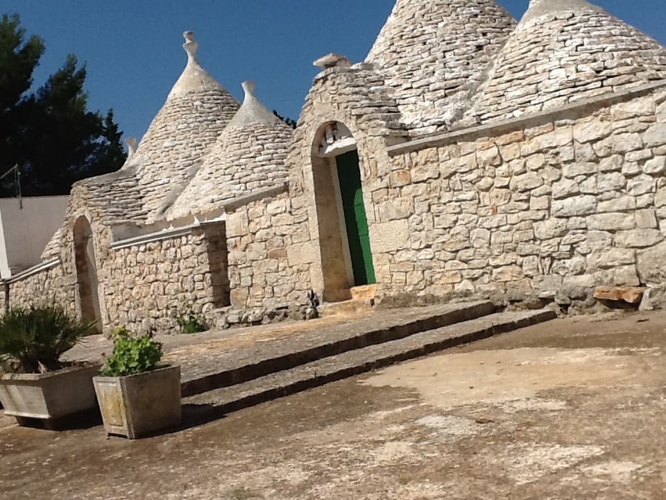 Trulli restaurés à vendre à Francavilla Fontana - 2 hectares de terrain - Francavilla Fontana