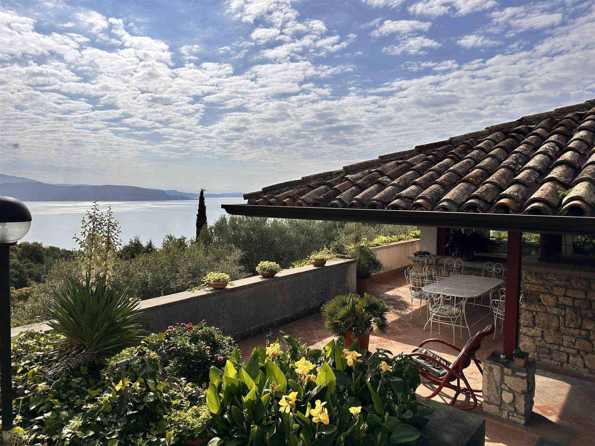 Maison · 5 pièces · 233 m² — Gardone Riviera (Brescia)
