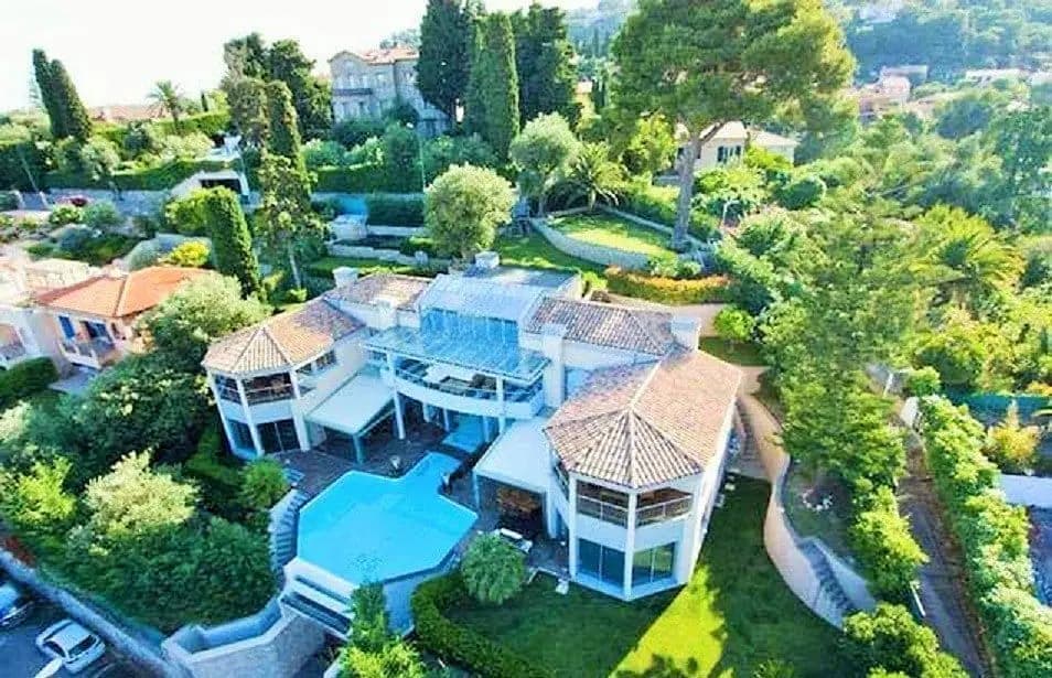 Maison 4 pièces 550 m² — Case in vendita Costa Azzurra