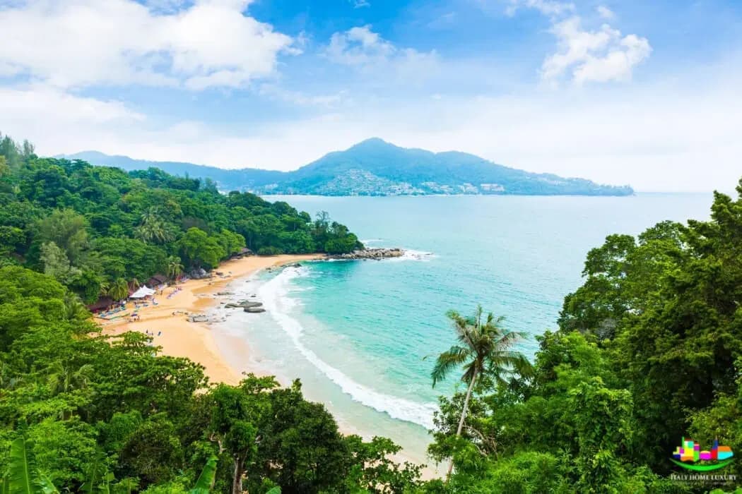 Hôtel de luxe à vendre à Phuket, proche de la plage de Karon