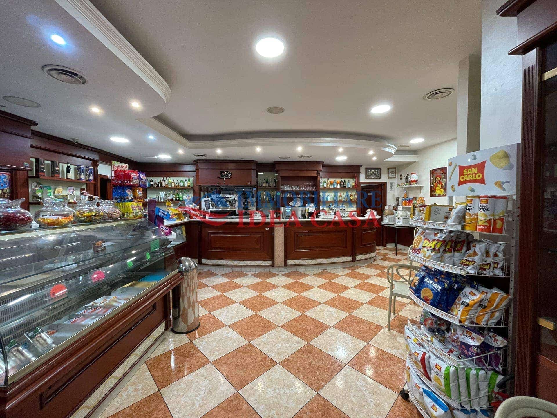 Attività commerciale in vendita – Bar — Francavilla Fontana