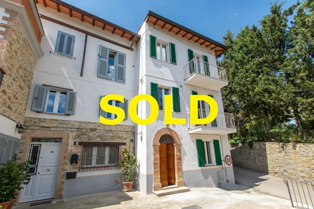 Maison · 5 pièces · 200 m² — Case in vendita Marsciano (Perugia)
