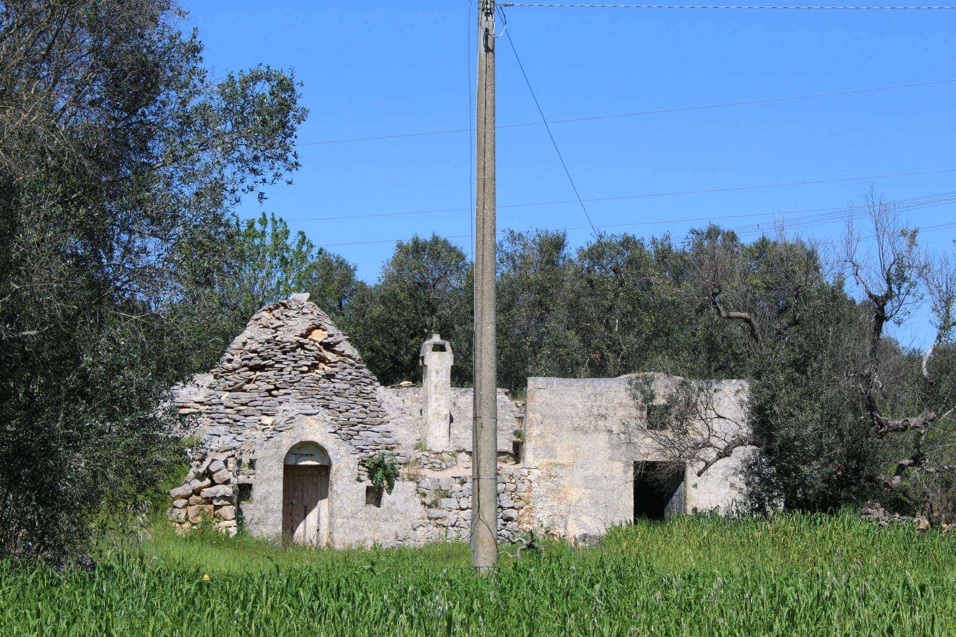 Trullo authentique avec terrain à Francavilla Fontana - Opportunité rare - Francavilla Fontana