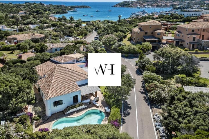 Maison 4 pièces 270 m² — Arzachena