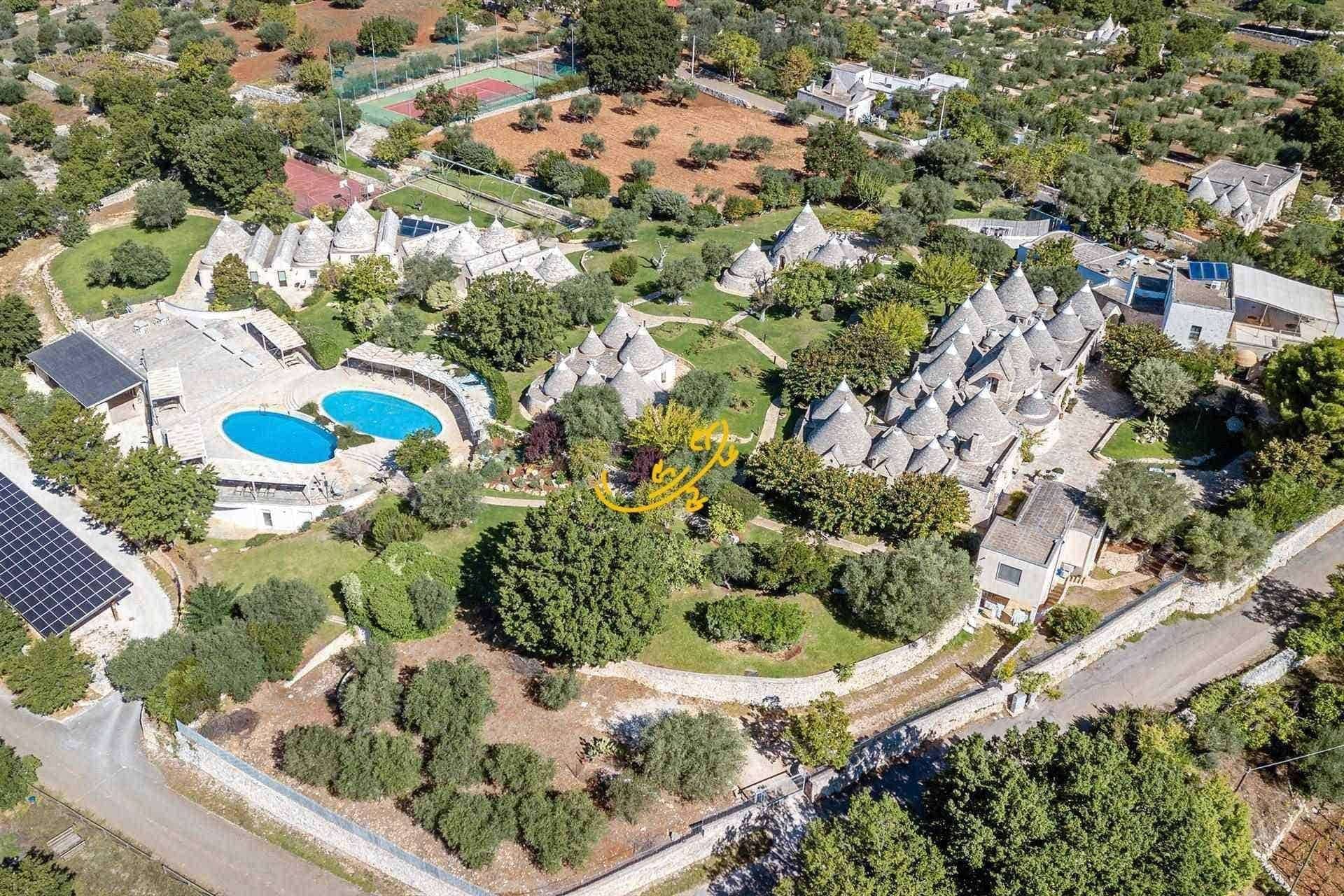 Maison 26 pièces 2330 m² — Locorotondo (Bari)
