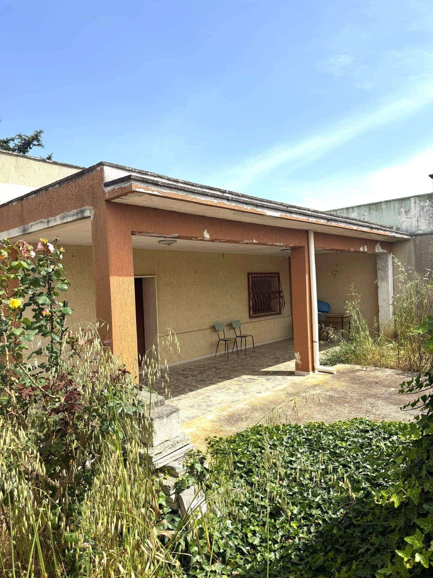 Propriété avec deux bâtiments et terrain agricole à Francavilla Fontana - Francavilla Fontana