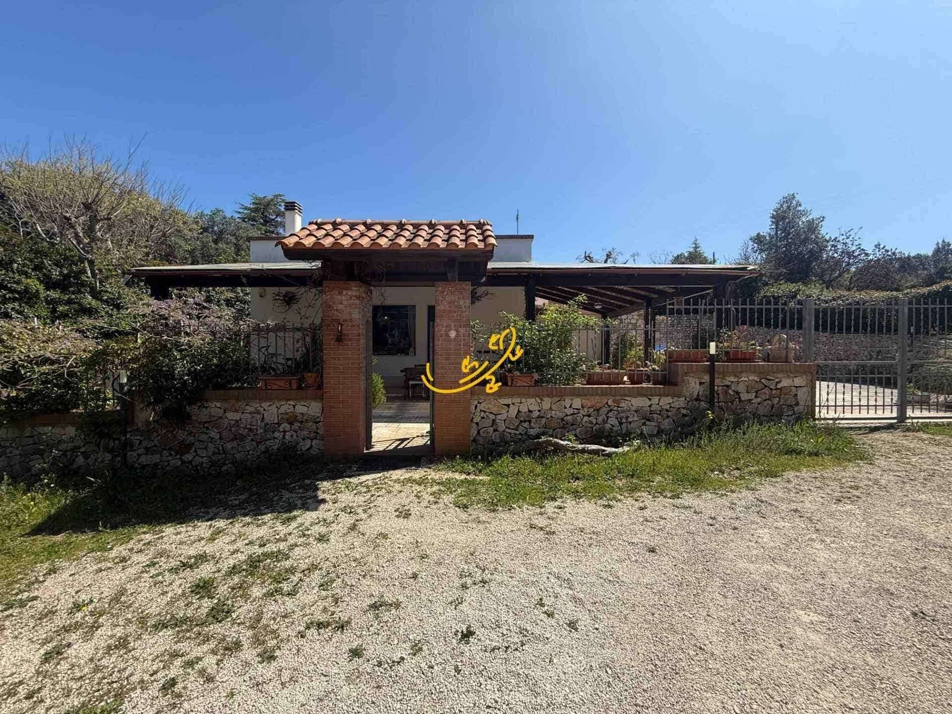 Monopoli, Villa indipendente con veranda, 113 mq, ID: R 585 - Trulli & Dimore - Real Estate